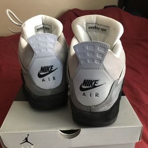 Air Jordan 4 Retro SE